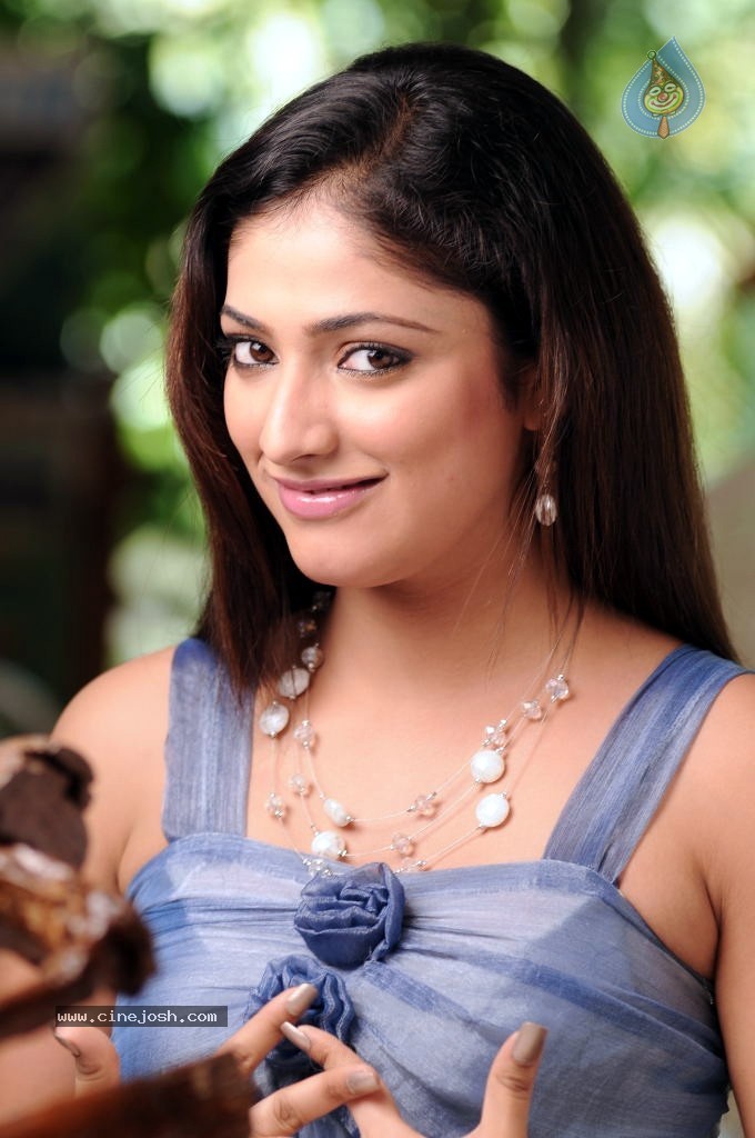 Haripriya High Resolution Stills - 14 / 51 photos