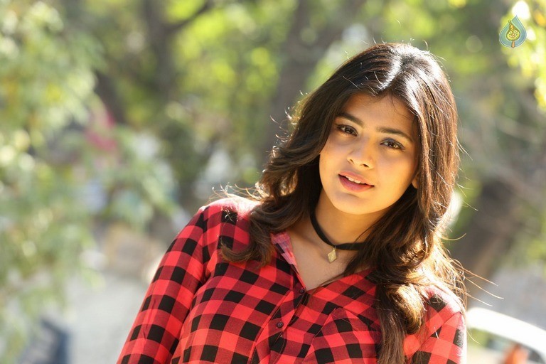 Hebah Patel Latest Photos - 6 / 42 photos