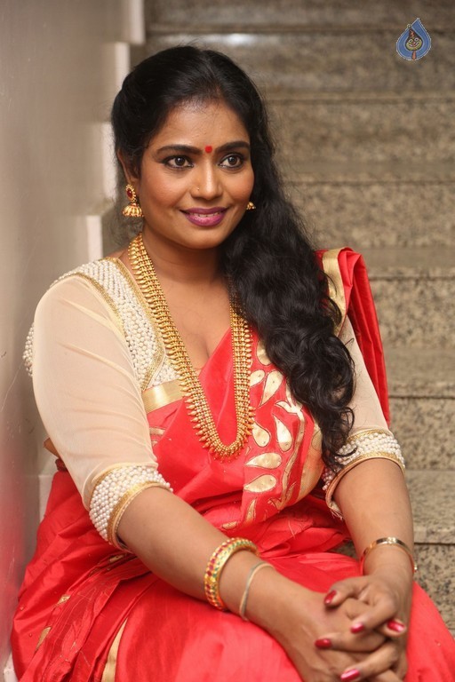 Jayavani New Photos - 3 / 42 photos