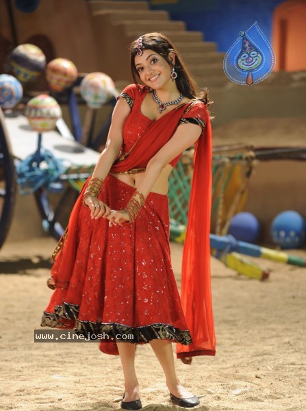 Kajal Agarwal - Darling Movie Stills - 1 / 6 photos