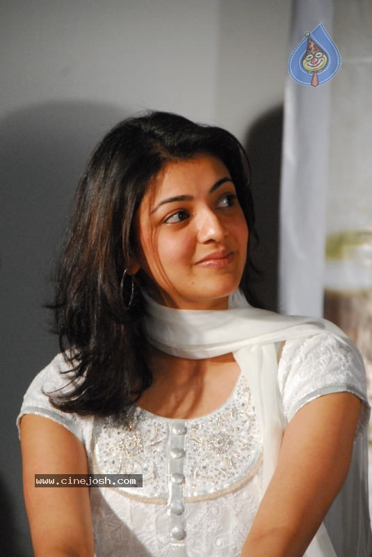 Kajal Agarwal New Photo Stills - 11 / 32 photos