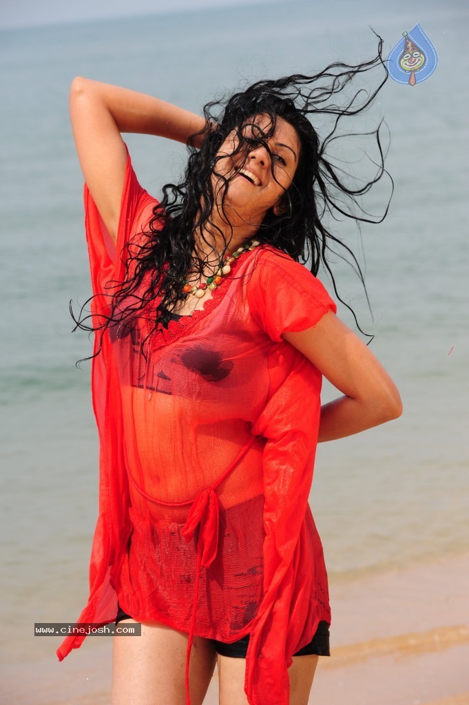 Kamna Jethmalani Hot Pics - 15 / 149 photos