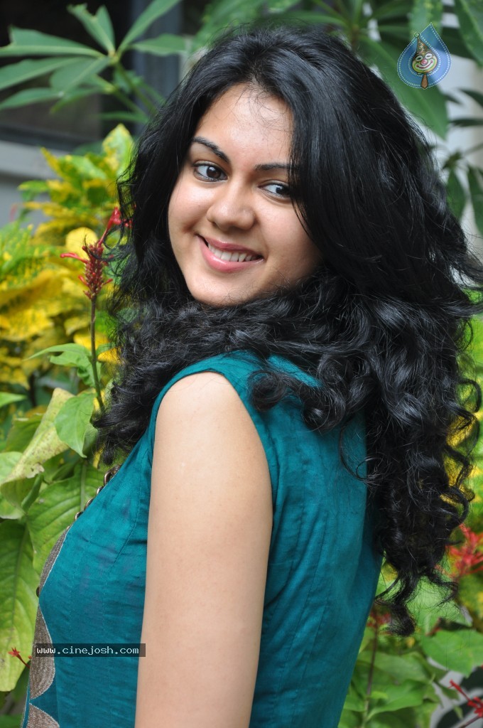 Kamna Jethmalani Latest Stills - 9 / 40 photos