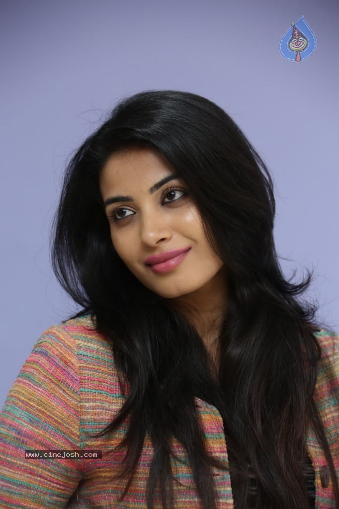 Kavya Shetty New Photos - 12 / 110 photos