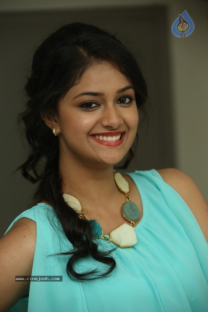 Keerthi Stills - 10 / 120 photos