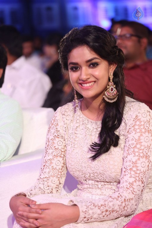 Keerthi Suresh at Rail Audio Launch - 8 / 21 photos