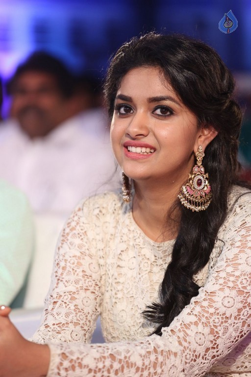 Keerthi Suresh at Rail Audio Launch - 11 / 21 photos