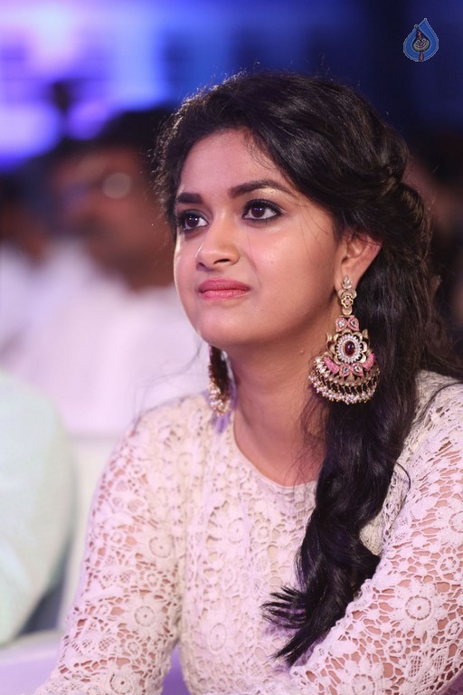 Keerthi Suresh at Rail Audio Launch - 20 / 21 photos