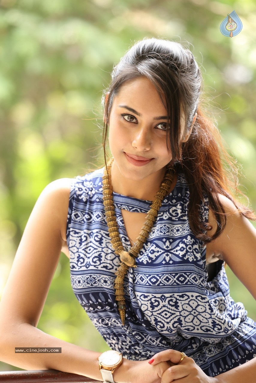 Kenisha Chandran New Stills - 9 / 42 photos