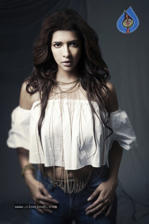 Lakshmi Manchu New Stills - 9 / 10 photos