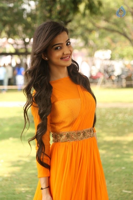 Lovey Sasan New Photos - 20 / 42 photos