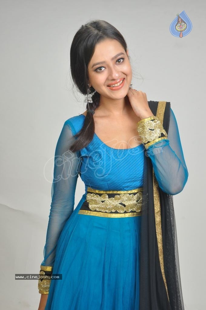 Madalasa Sharma New Photos - 20 / 36 photos