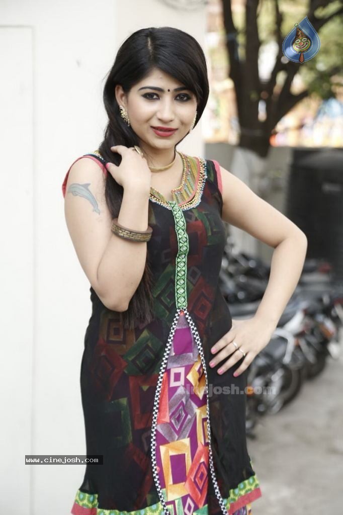 Madhulagna Das New Images - 17 / 39 photos