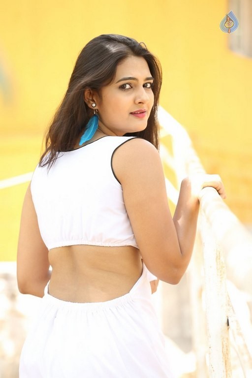 Neha Deshpande New Photos - 5 / 37 photos