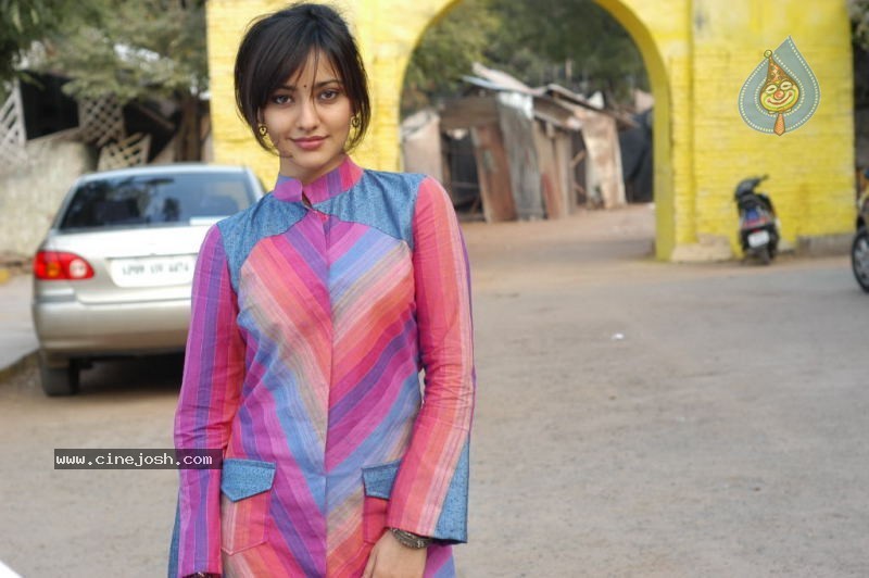 Neha Sharma New Photo Gallery - 41 / 44 photos