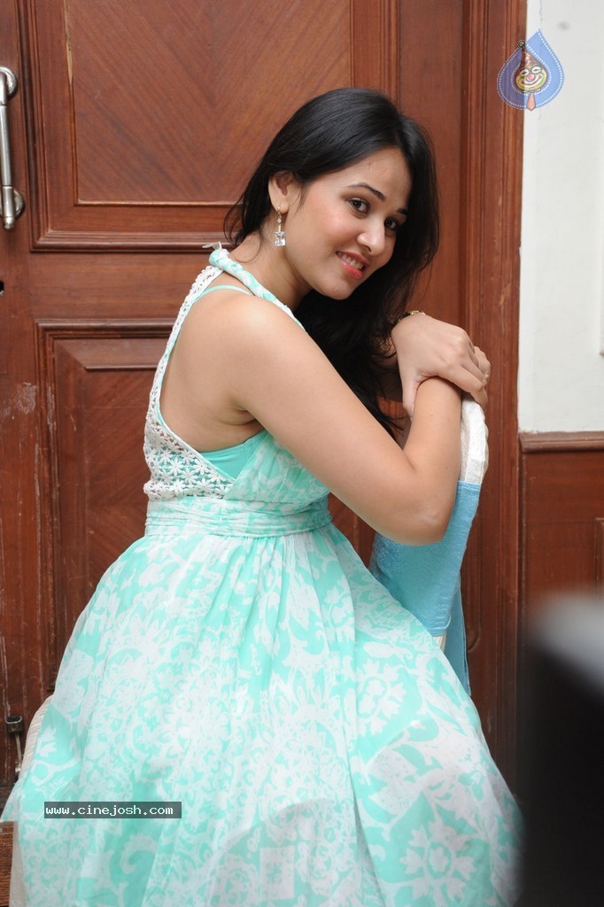 Nisha Kothari at Choosinodiki Choosinantha Audio - 5 / 88 photos