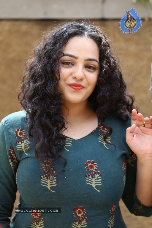 Nithya Menen Interview Photos - 7 / 42 photos