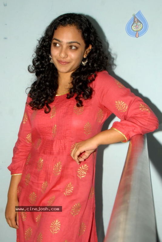 Nitya Menon Gallery - 6 / 37 photos