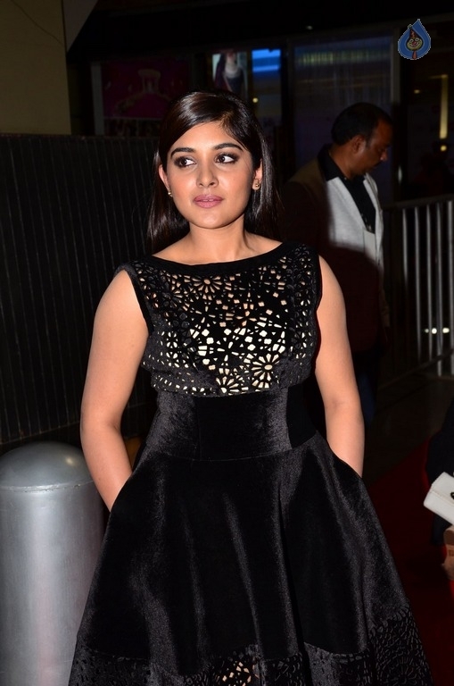 Nivetha Thomas New Photos - 12 / 33 photos