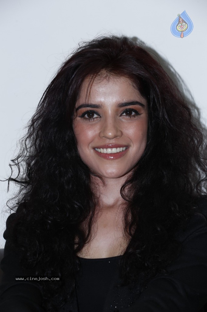 Piaa Bajpai Stills - 2 / 60 photos