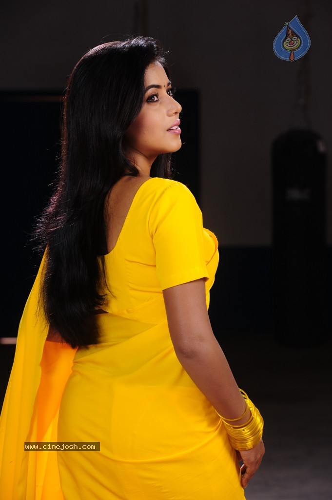 Poorna Hot Gallery - 57 / 71 photos