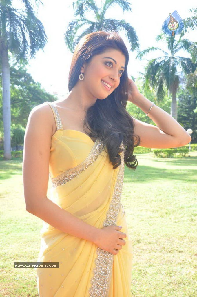 Praneetha Latest Stills - 51 / 58 photos