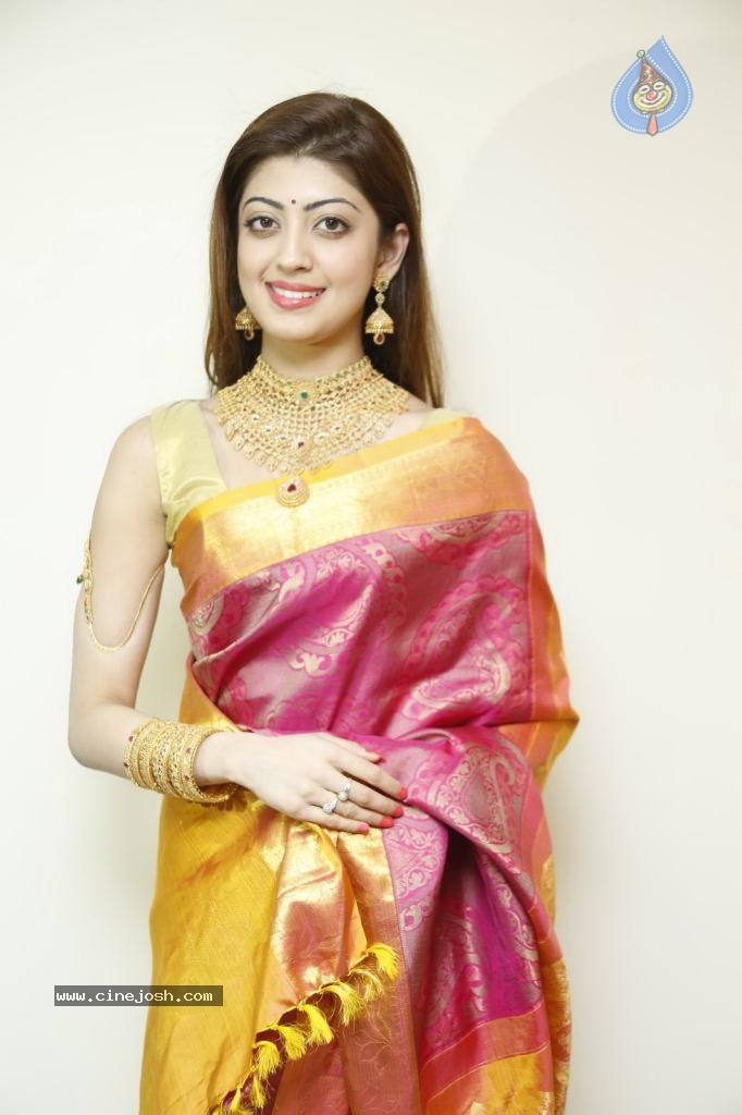 Pranitha Latest Pics - 16 / 82 photos