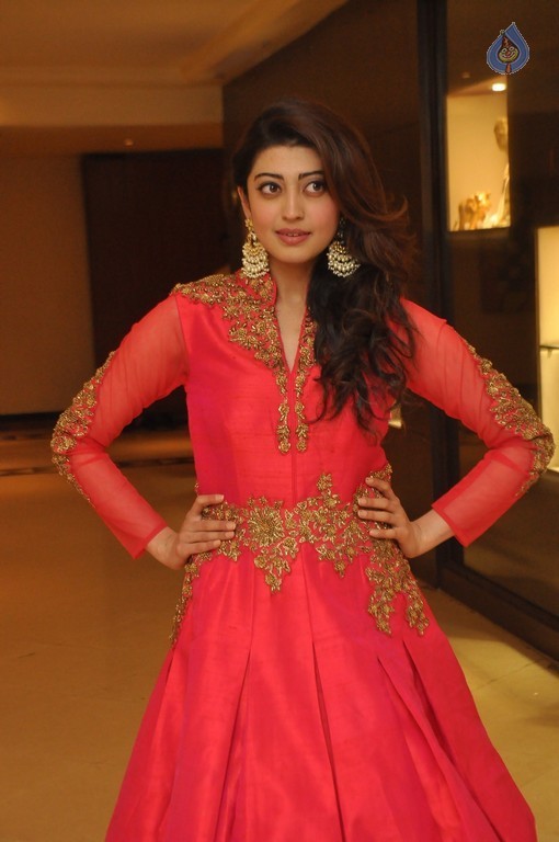 Pranitha Subhash New Photos - 10 / 58 photos