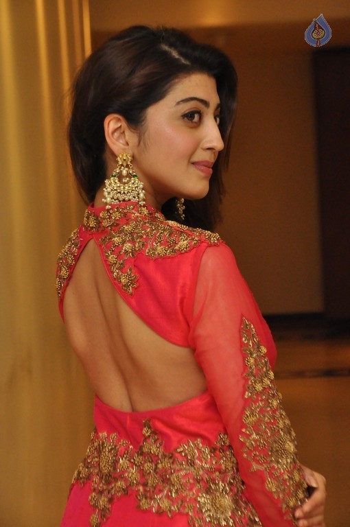 Pranitha Subhash New Photos - 14 / 58 photos