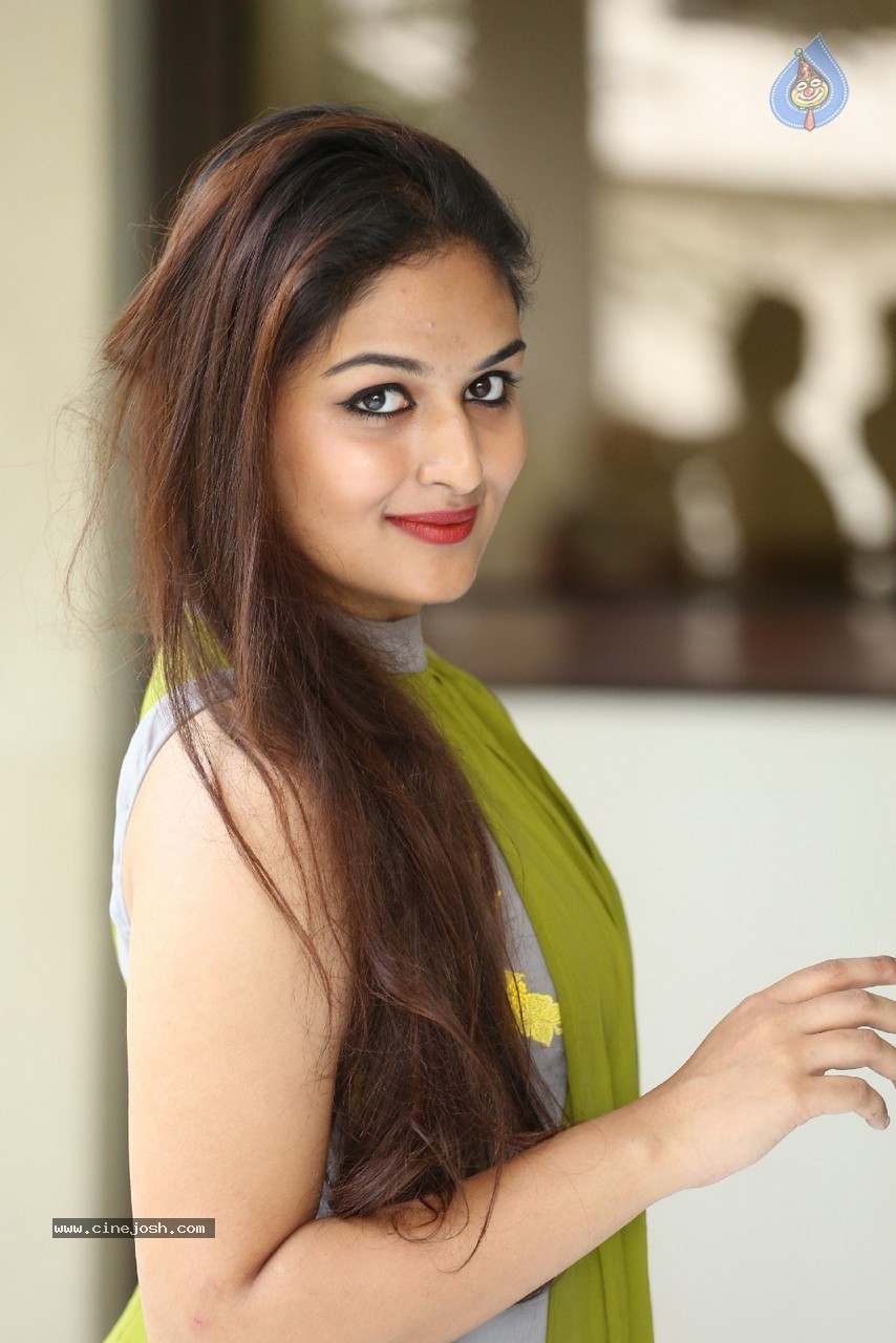 Prayaga Martin Stills - 9 / 54 photos