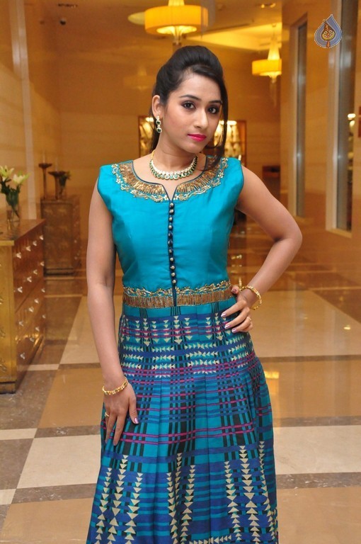 Preethi New Pics - 12 / 13 photos