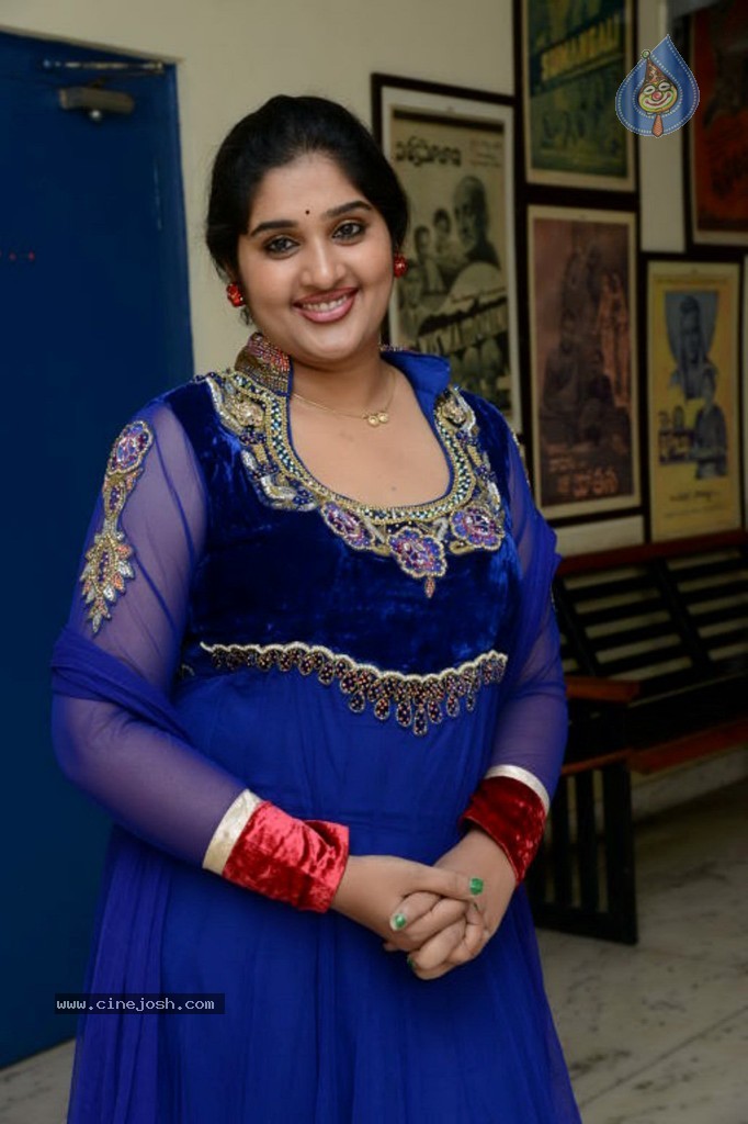 Priya Stills - 9 / 62 photos