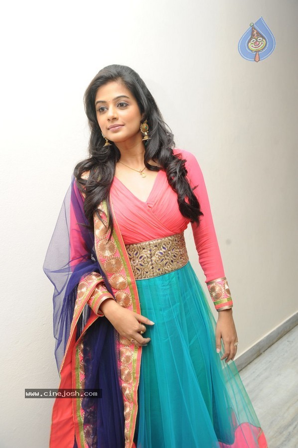 Priyamani New Photos - 9 / 81 photos