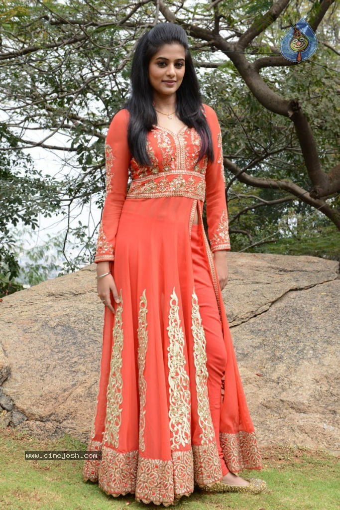 Priyamani New Stills - 3 / 29 photos