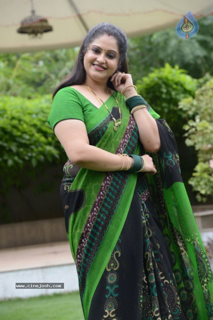 Raasi Latest Photos - 11 / 15 photos