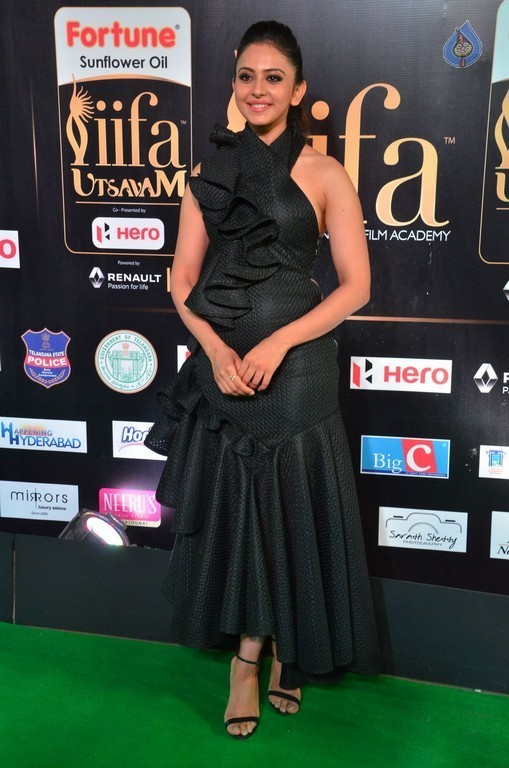 Rakul Preet Singh at IIFA 2017 - 1 / 59 photos