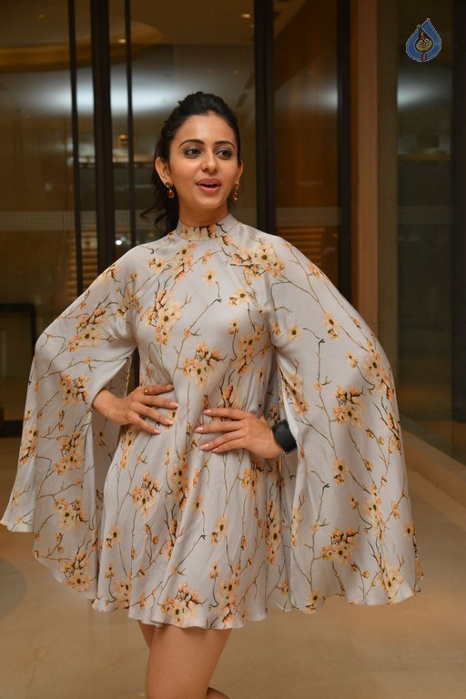 Rakul Preet Singh Photos - 19 / 54 photos