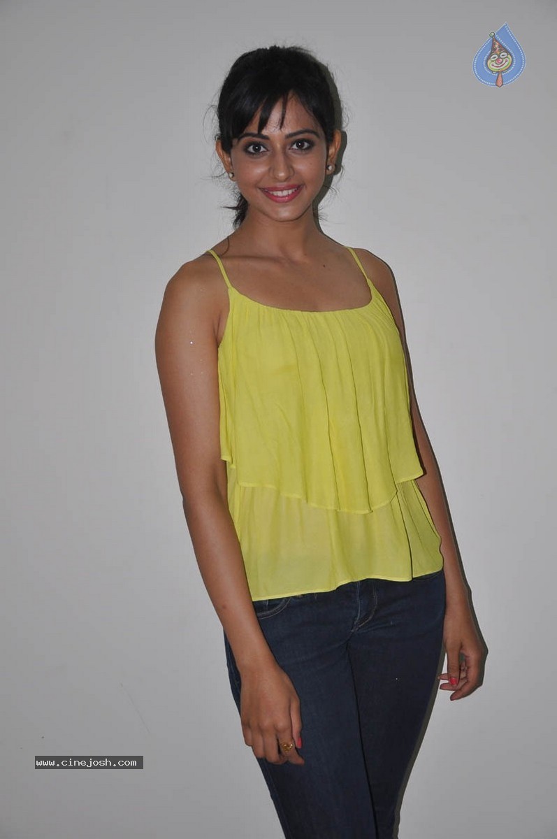 Rakul Preet Singh Press Meet - 20 / 43 photos