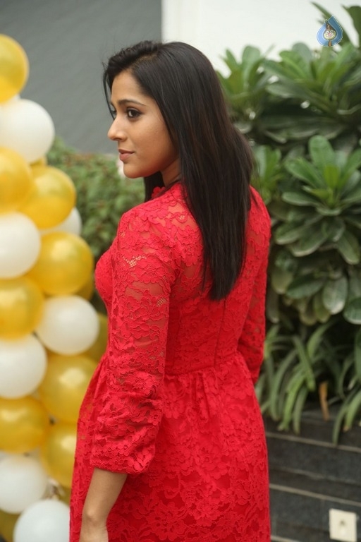 Rashmi Gautam Latest Photos - 20 / 21 photos