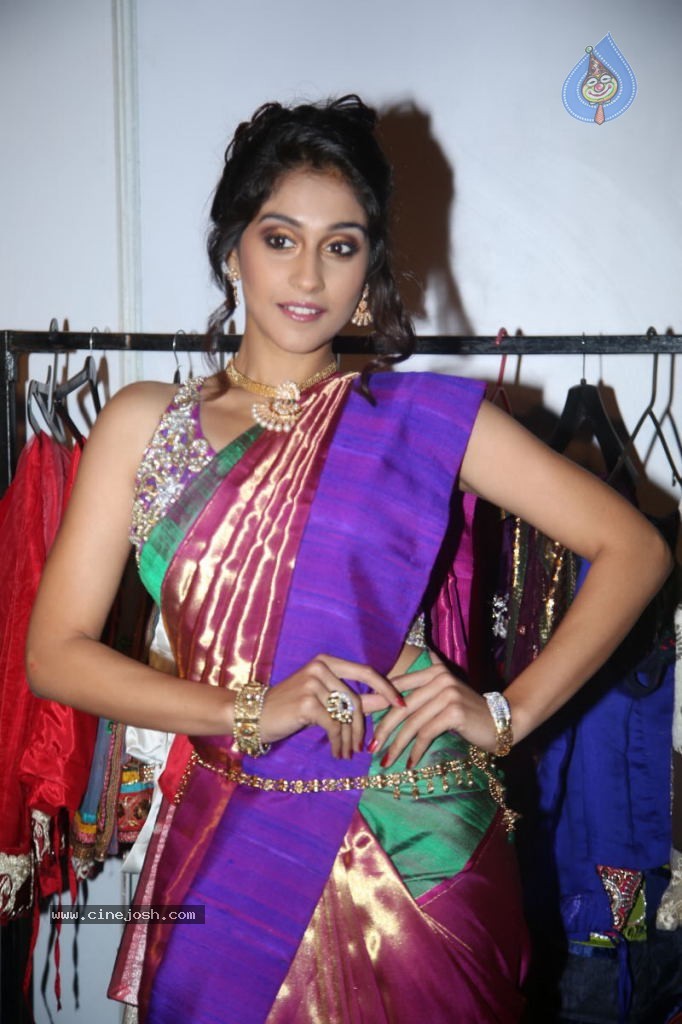 Regina Cassandra Gallery - 17 / 157 photos