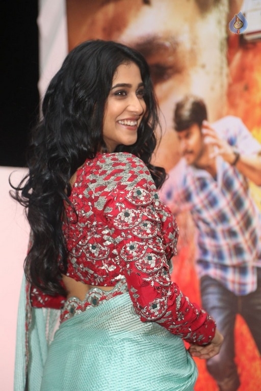 Regina Cassandra New Photos - 5 / 21 photos