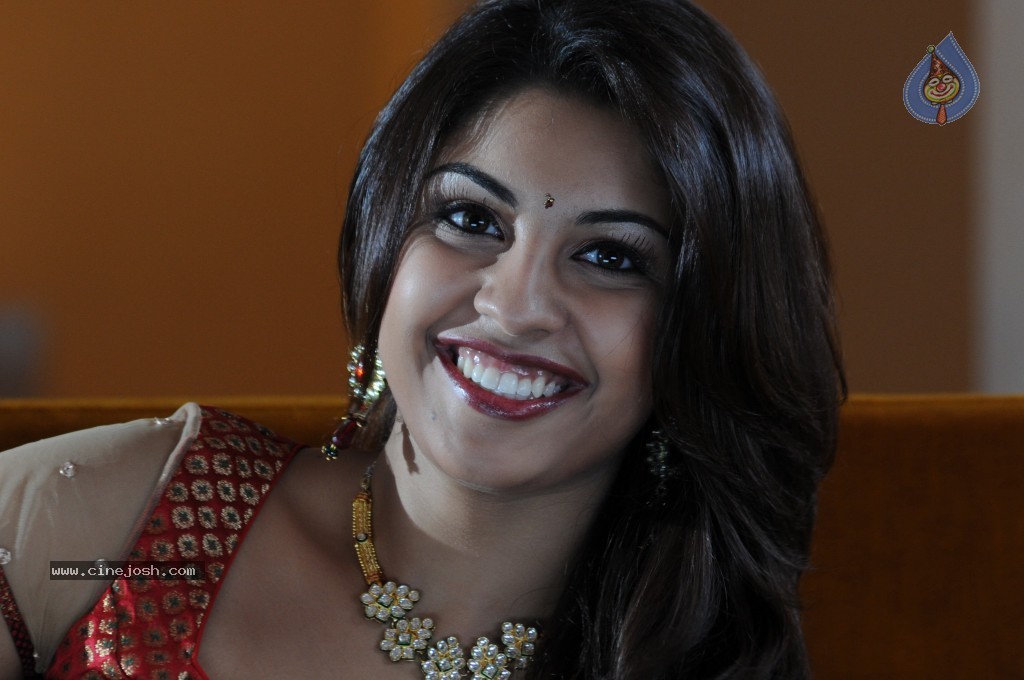 Richa Gangopadhyay Hot Gallery