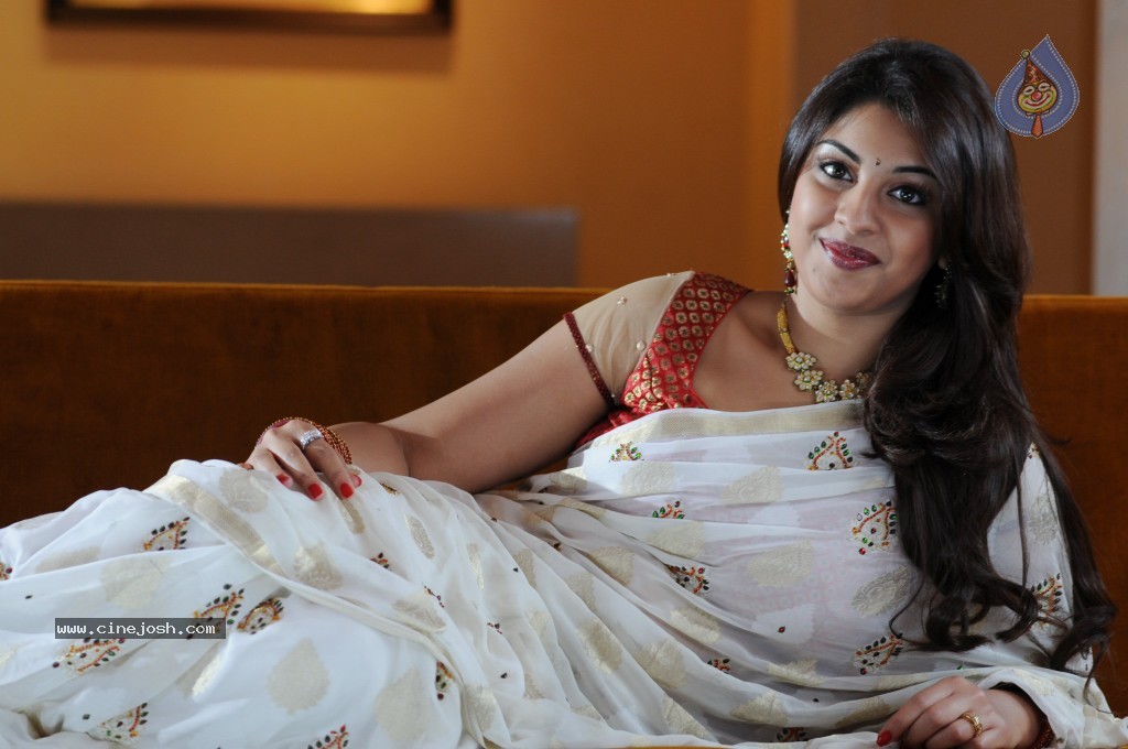 Richa Gangopadhyay Hot Gallery