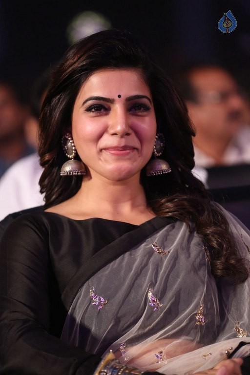 Samantha at Brahmotsavam Audio Launch - 11 / 50 photos