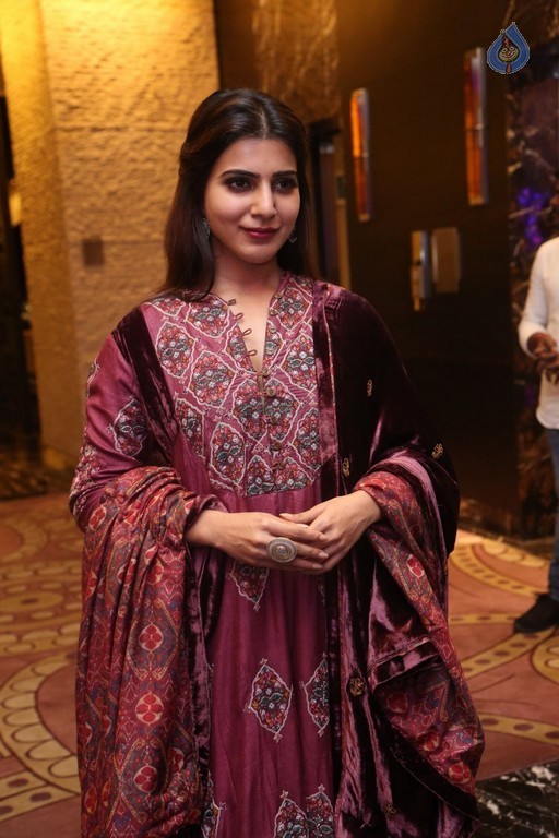 Samantha at Remo Audio Launch - 18 / 54 photos