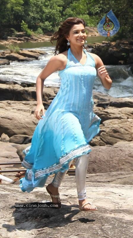 Samantha Latest Gallery - 15 / 56 photos