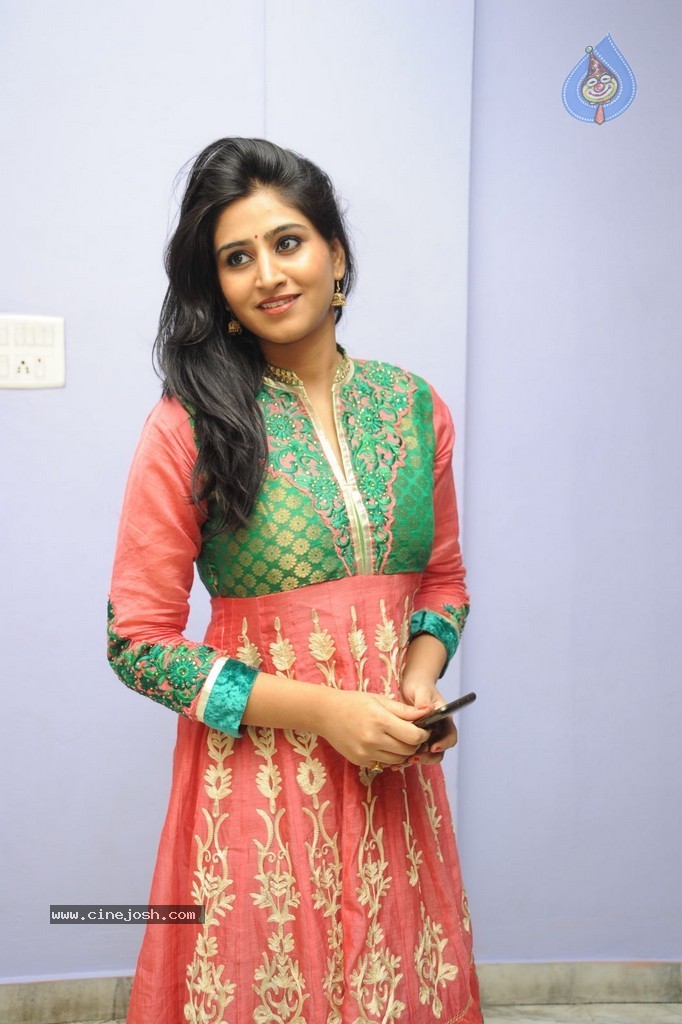 Shamili New Photos - 7 / 29 photos