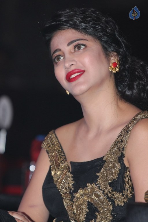 Shruti Haasan at Ritz Style Awards - 7 / 28 photos