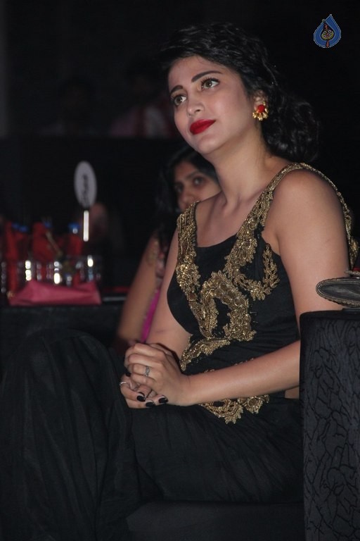 Shruti Haasan at Ritz Style Awards - 9 / 28 photos