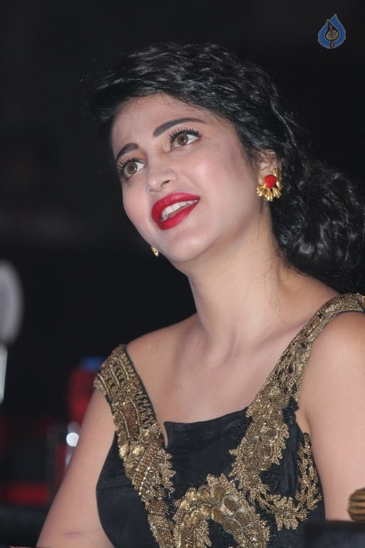 Shruti Haasan at Ritz Style Awards - 13 / 28 photos